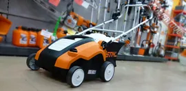 Аэратор скарификатор газона электрический STIHL RLE 240