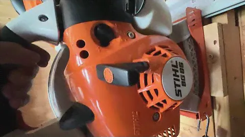 STIHL BG 86 Wall-Mount with Lock.  #stihl #BG86 #blower.
